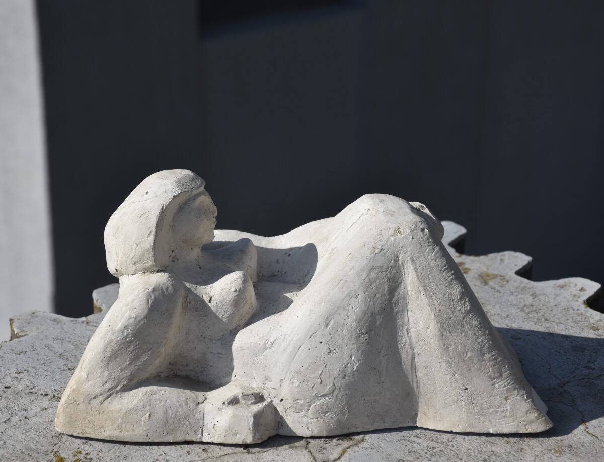French school (monogrammed MB), Reclining nude woman (circa 1950)