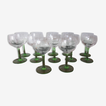 12 glasses liquor in crystal foot green grape pattern