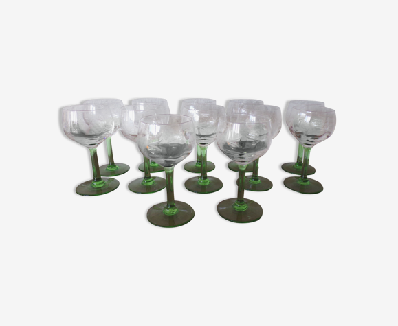 12 verres liqueur en cristal pied vert motif raisin