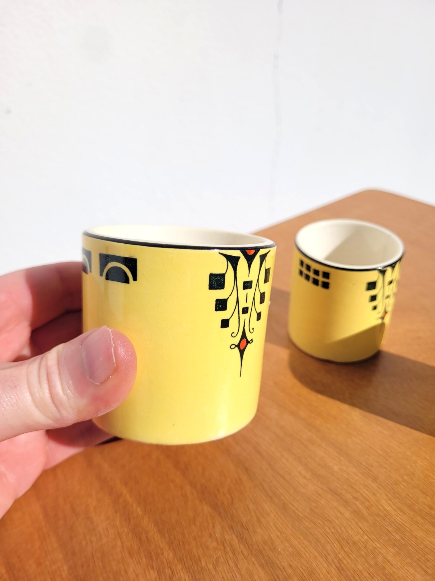 Set of 3 small Art Deco pots De Bruyn Fives