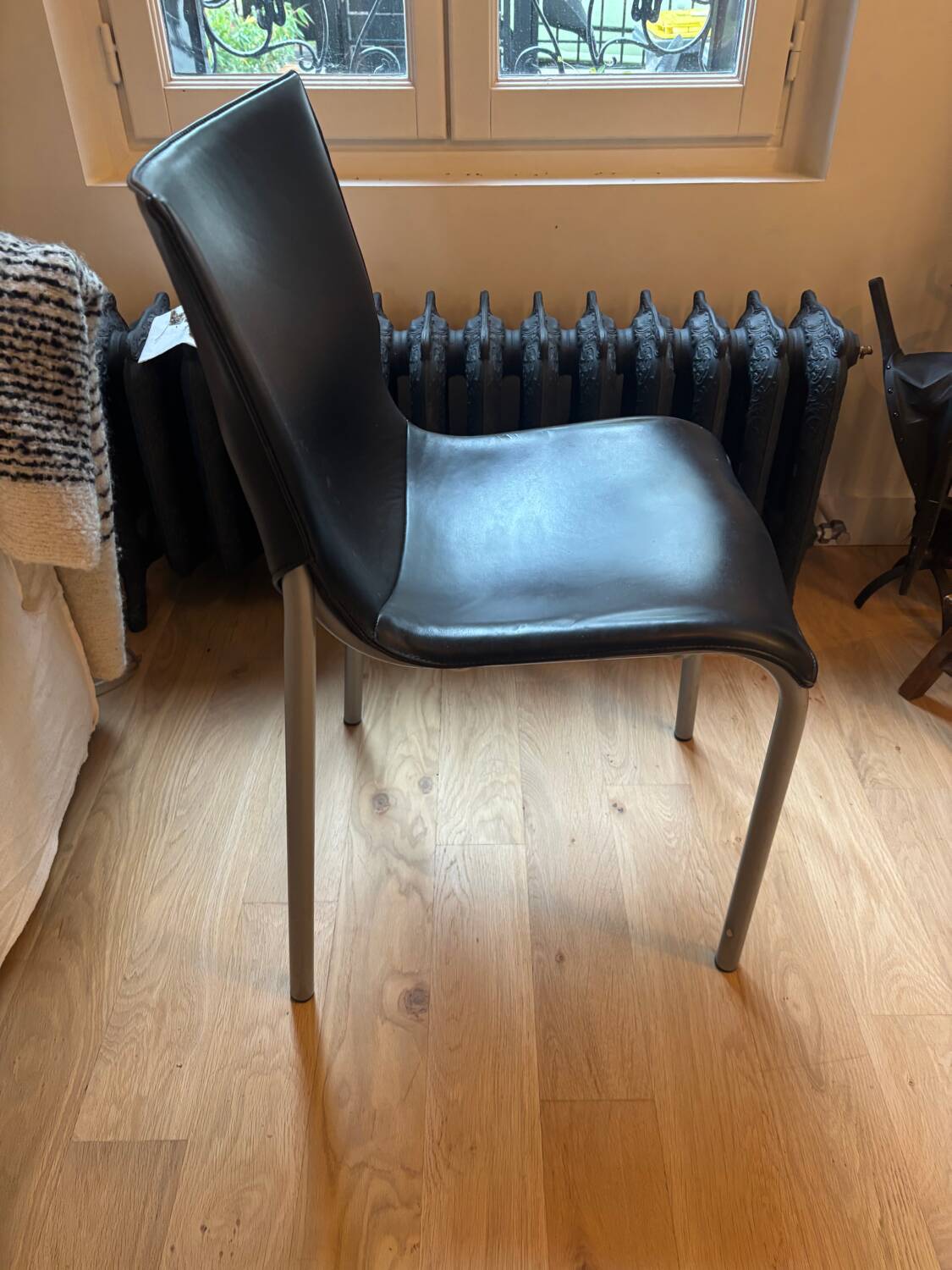 4 Philippe Starck Cheap Chic Leather chairs