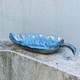 Leaf-shaped dish