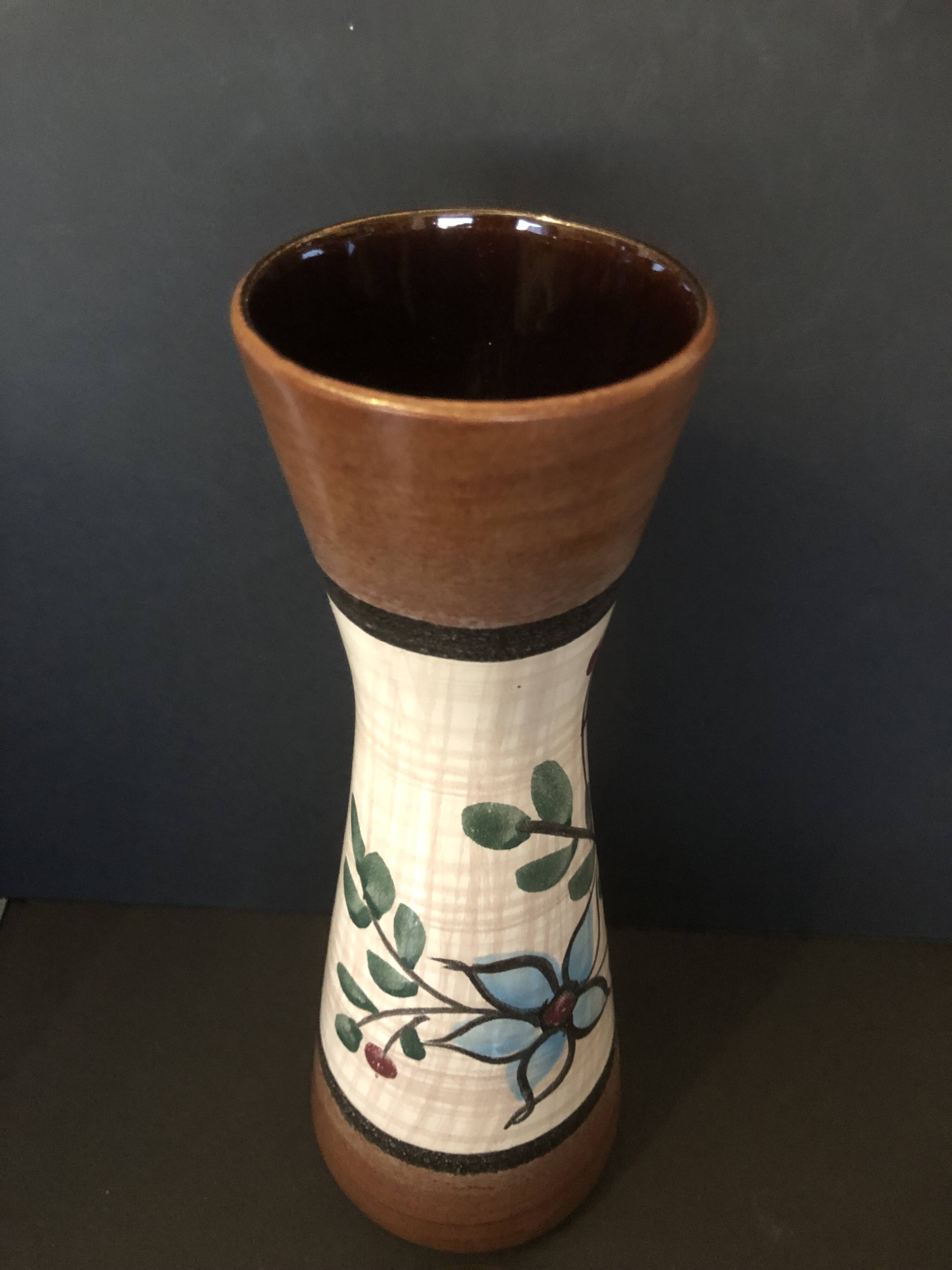 German ceramic Diabolo vase