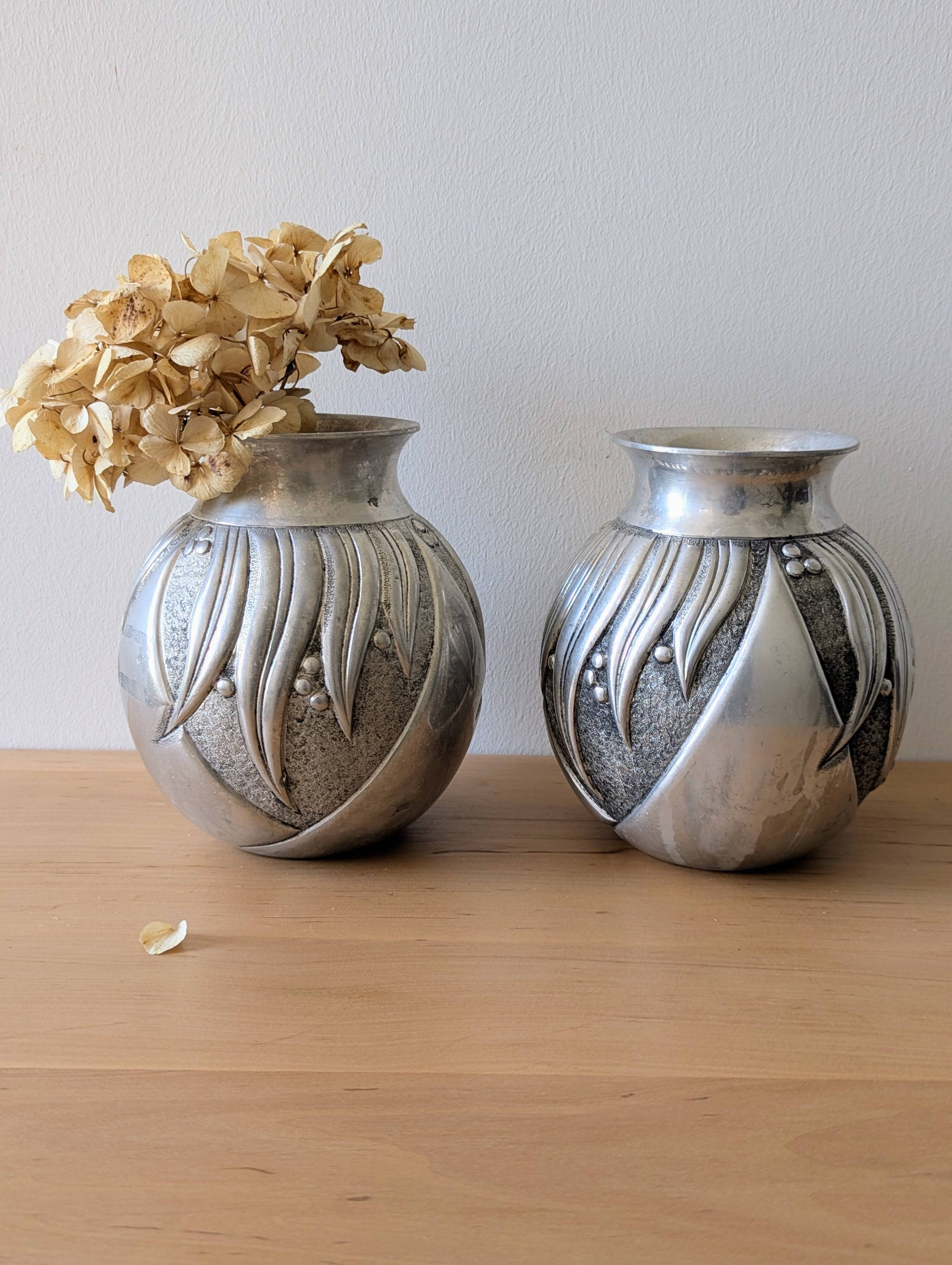 Pair of irman vases in aliometal, french design, 1950