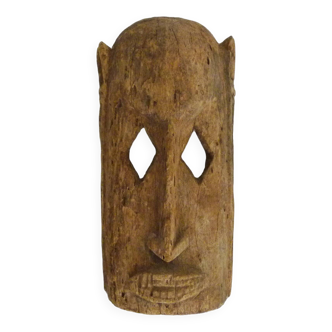 Old Dogon mask from Mali in wood. African mask from the 50s