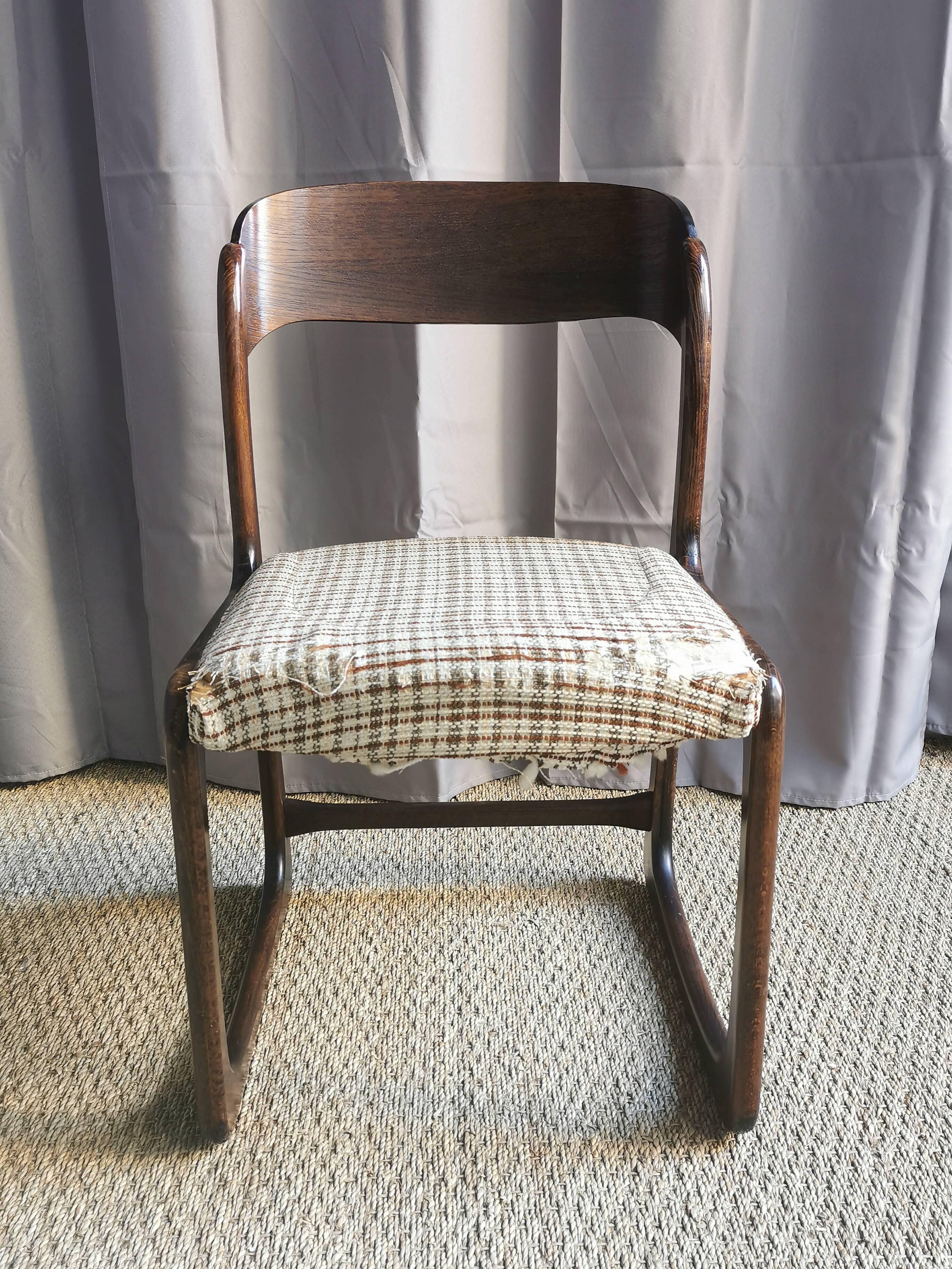 "Baumann" sled chair