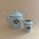 Théière et pot à lait Dior