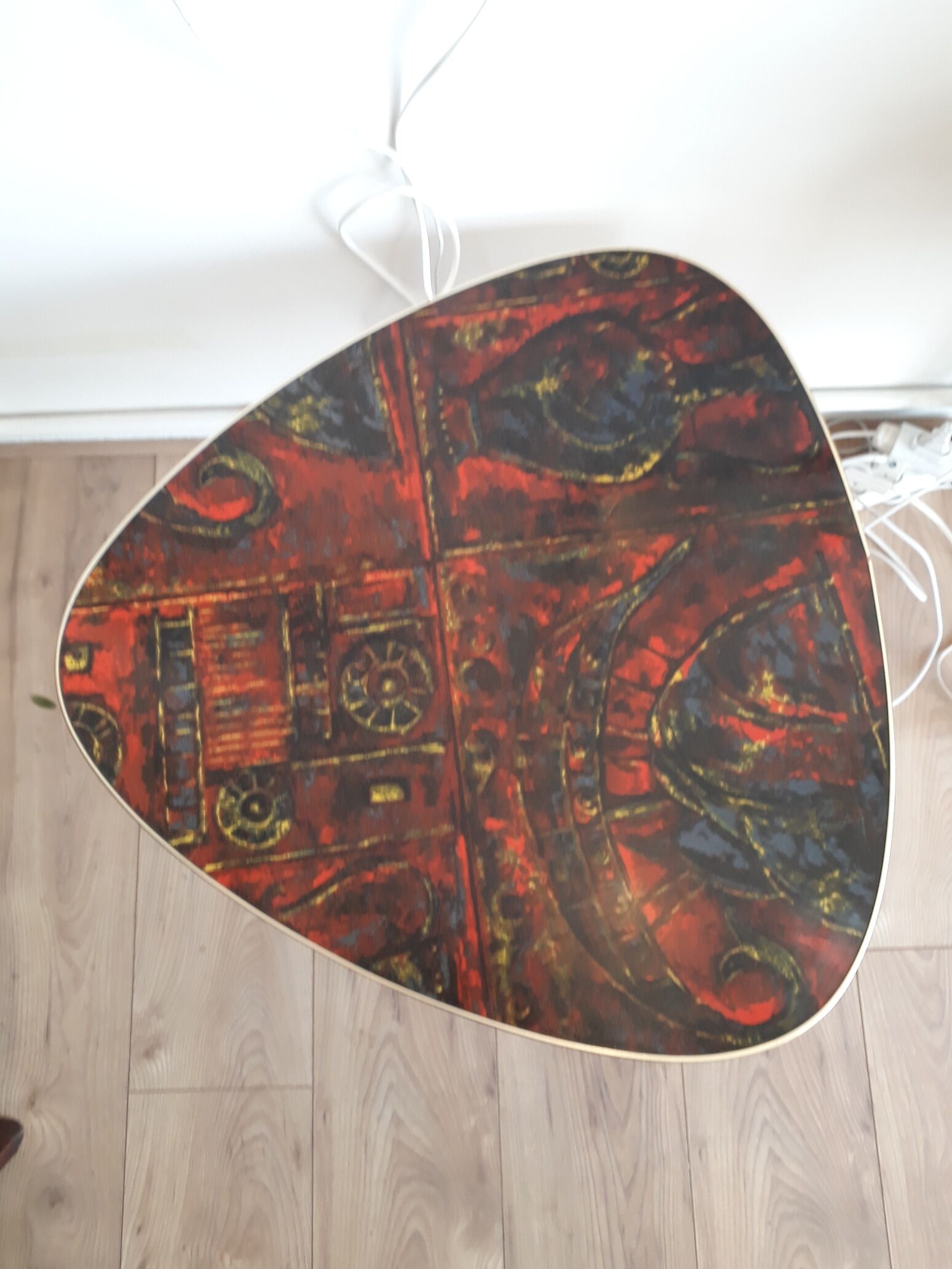 Tripod coffee table, formica tray