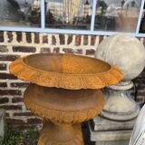 Vase médicis en fonte
