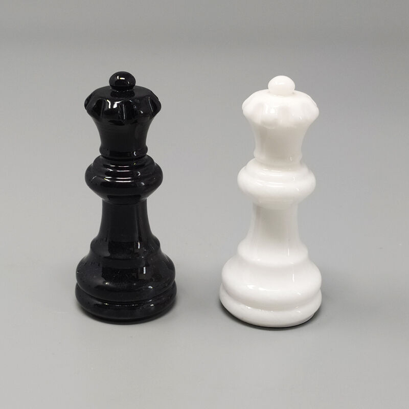 1970s black and white chess set in volterra alabaster handmade made in italy