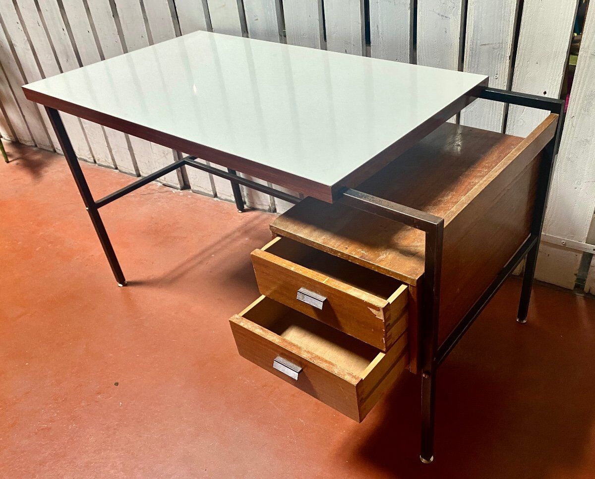 Modernist Office Circa 50