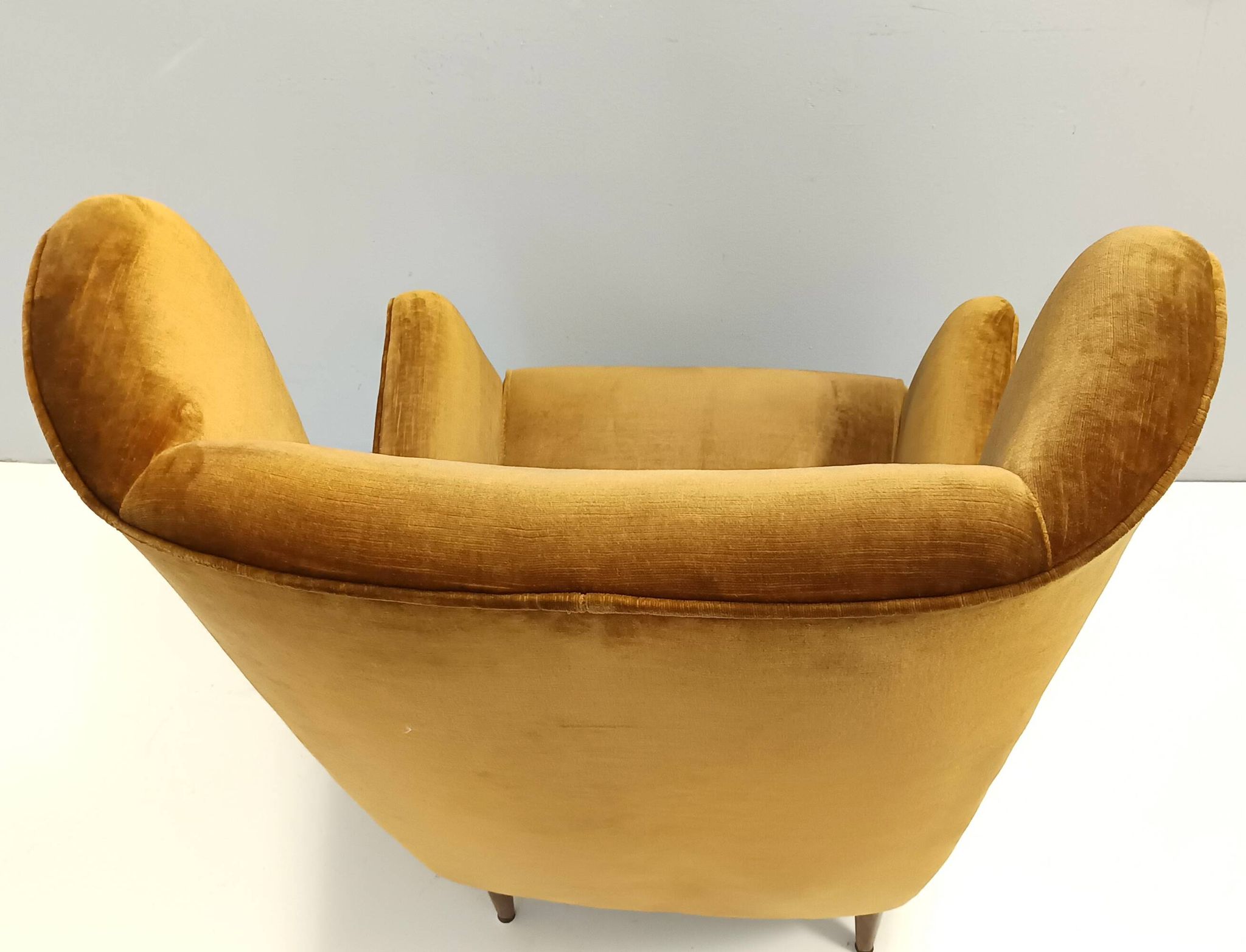Dark Goldenrod Wingback Armchair model 437 by Gio Ponti for Cassina