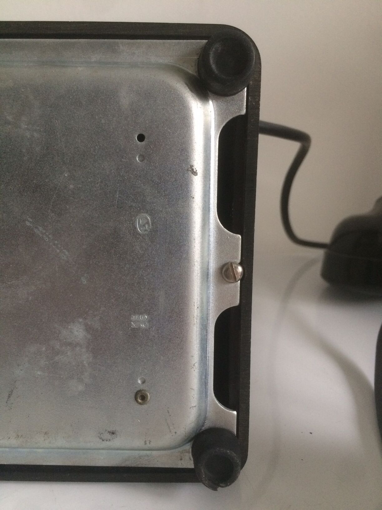 Téléphone PTT en bakélite noir vintage