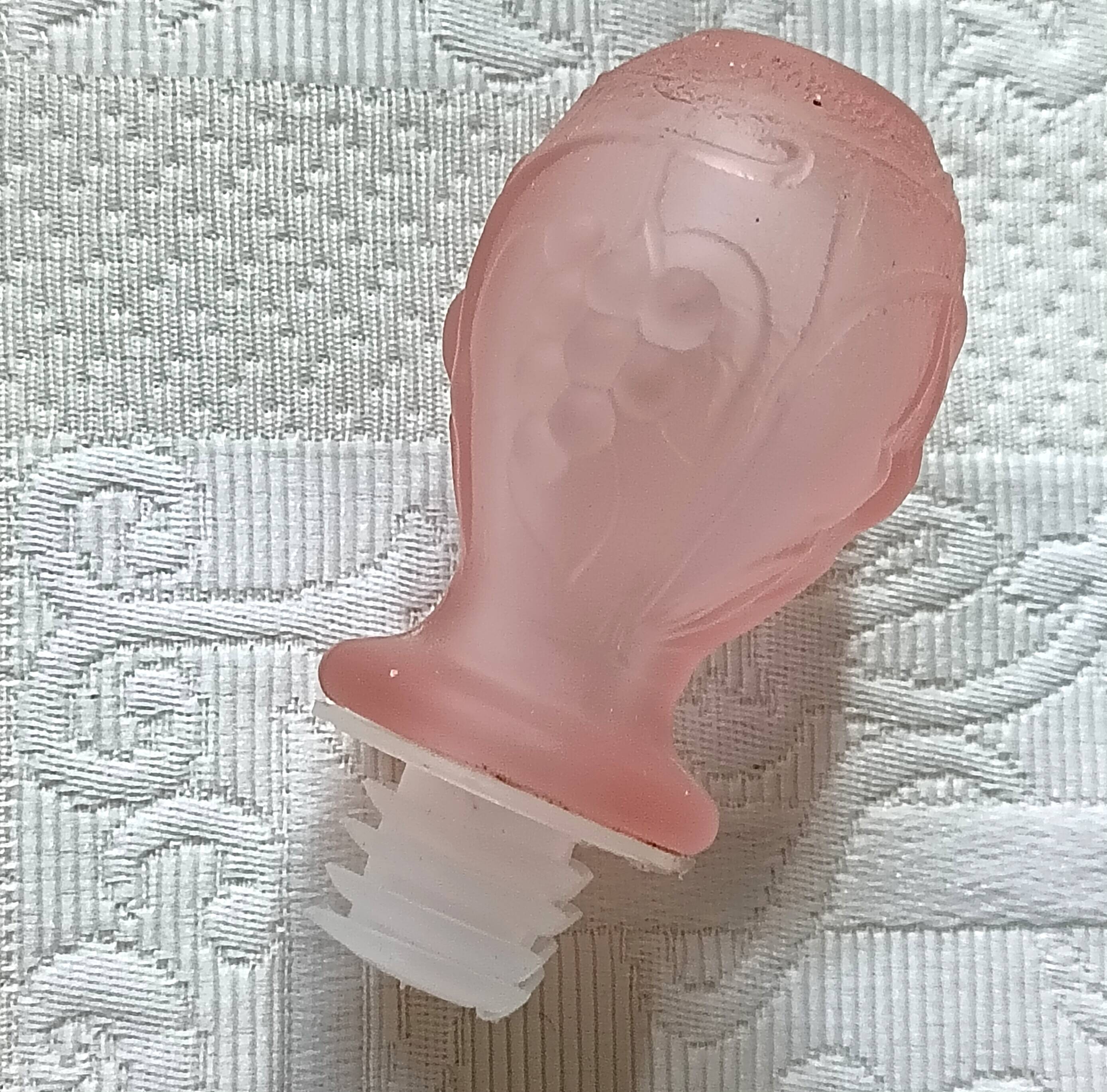 Large fruit motif genie CARAFE, vintage pink