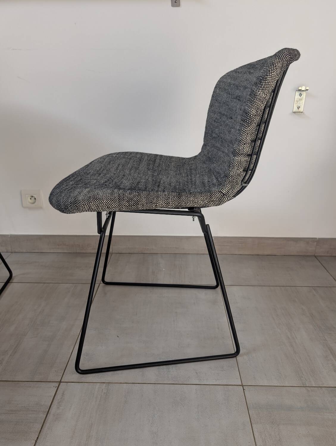 6 chaises Harry Bertoia pour Knoll modèle Wire '420'