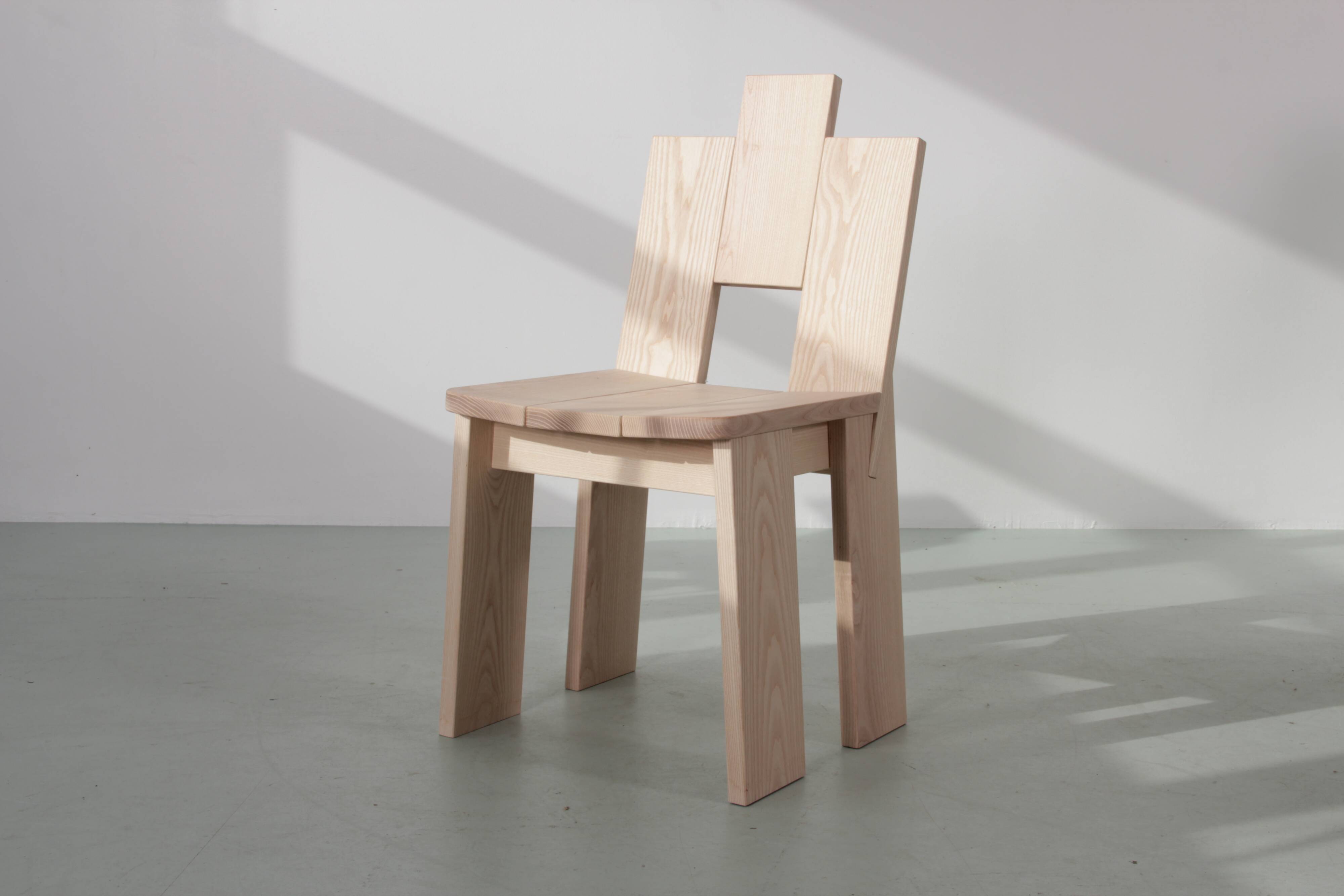 Pixa chair by Hugo Charlet