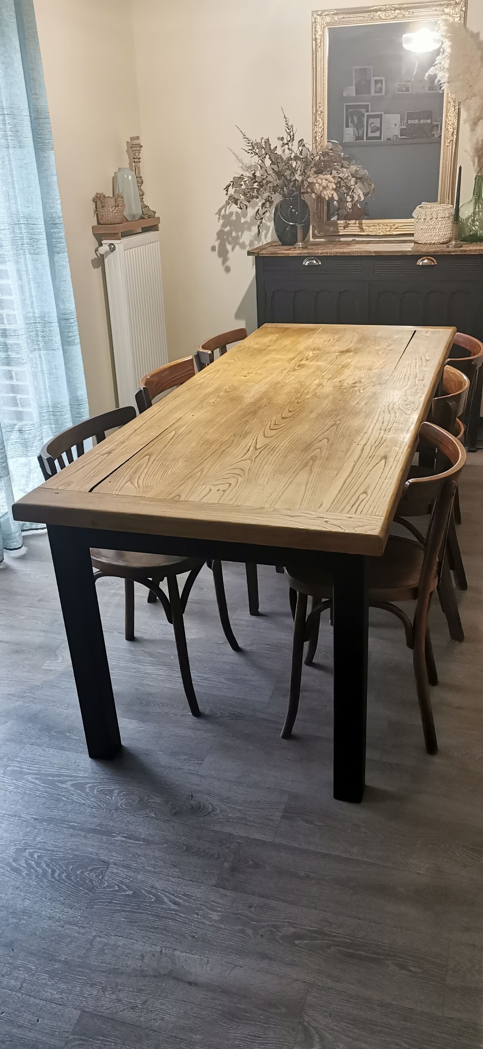 Farmhouse table