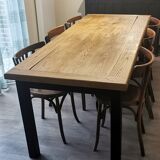 Farmhouse table