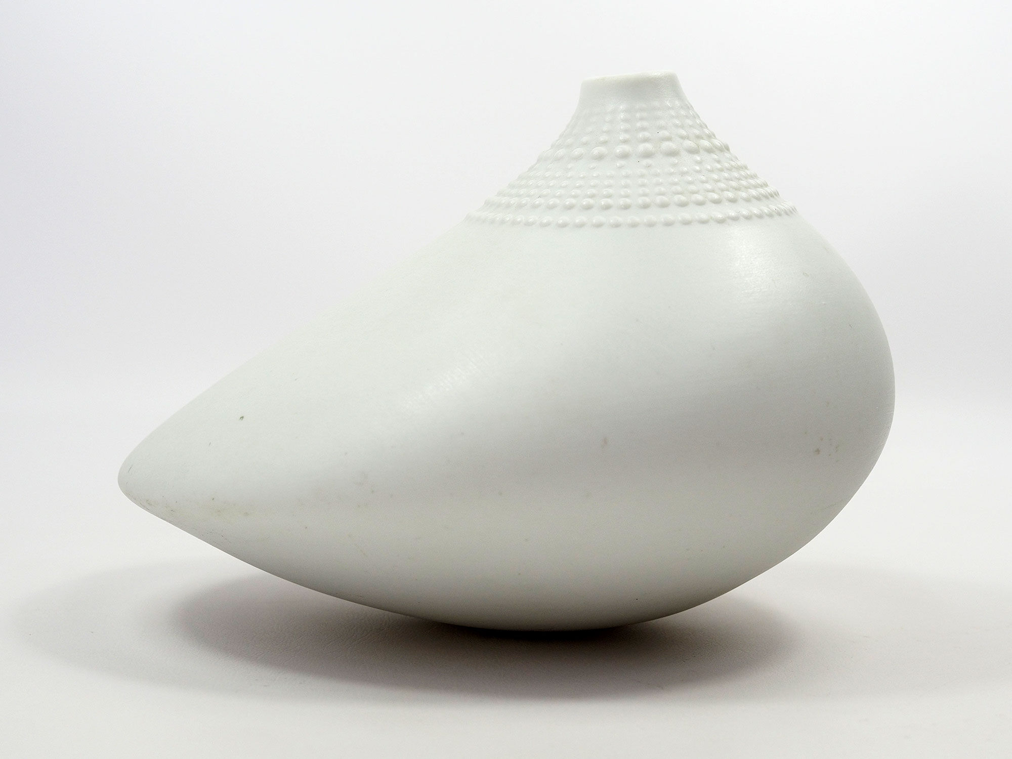 Tapio Wirkkala Porcelain "Pollo" vase for Rosenthal 1970s