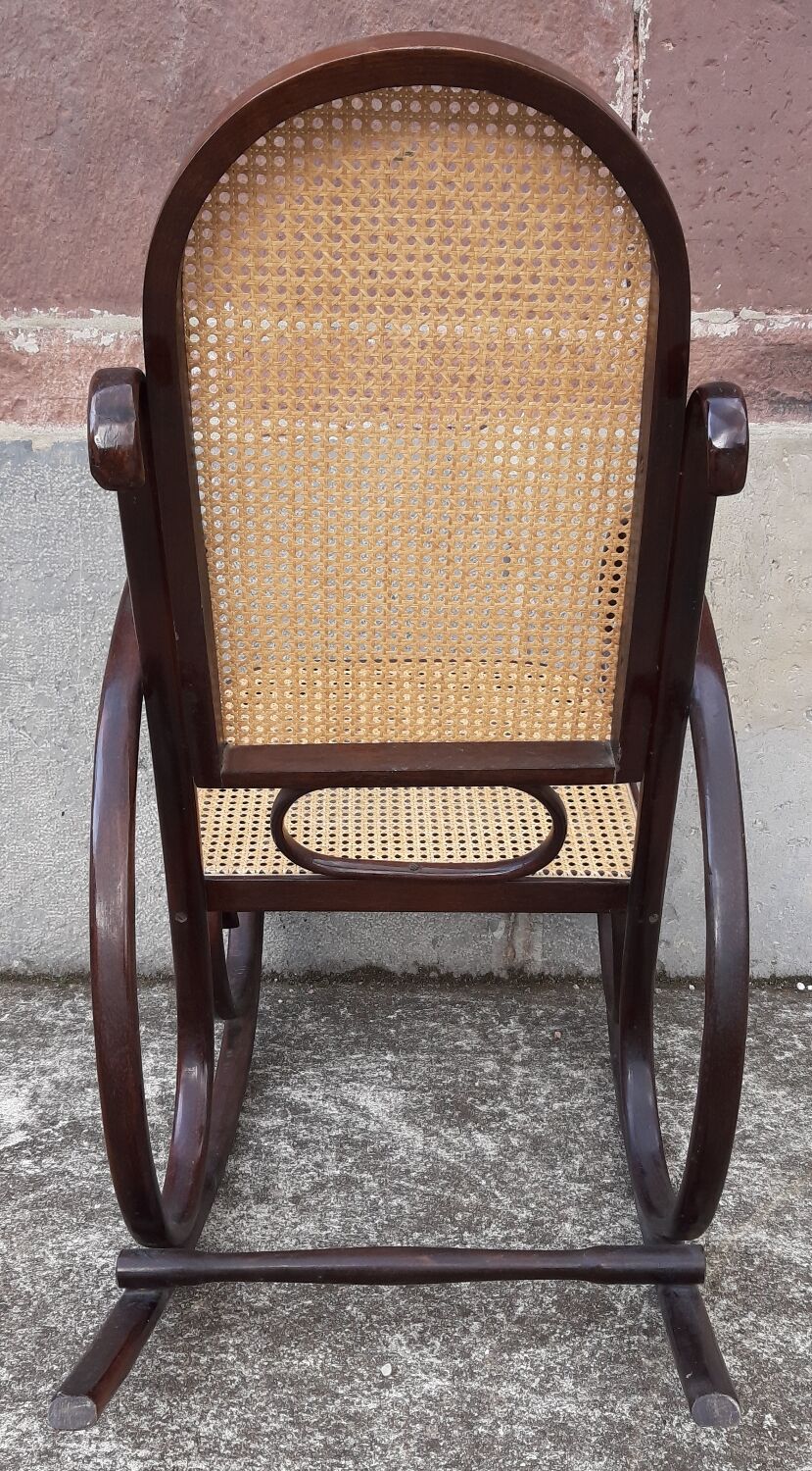 Rocking chair