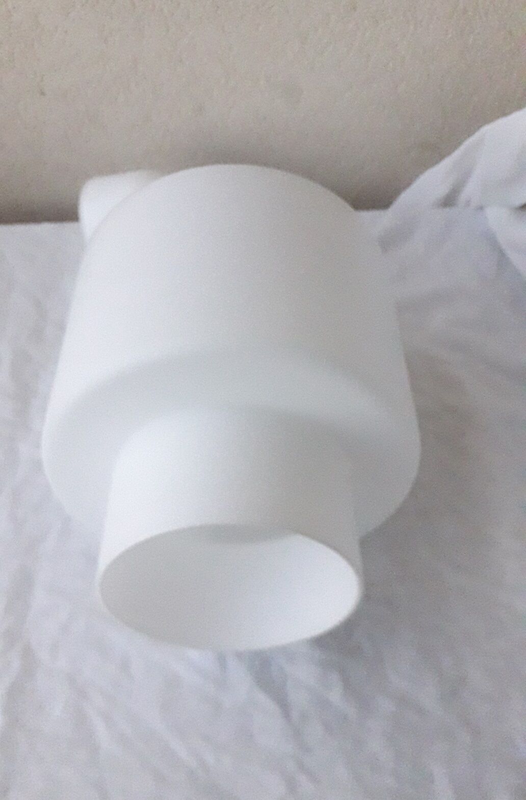 Suspension opaline