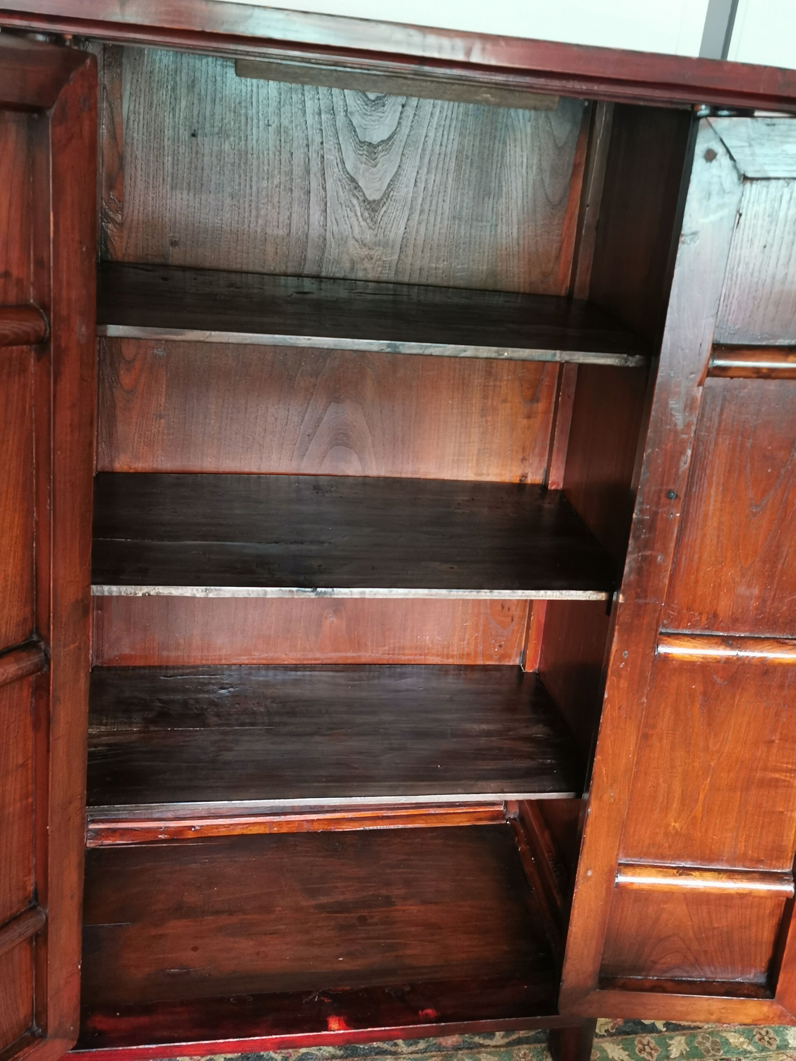 Shanxi's Chinese elm cabinet