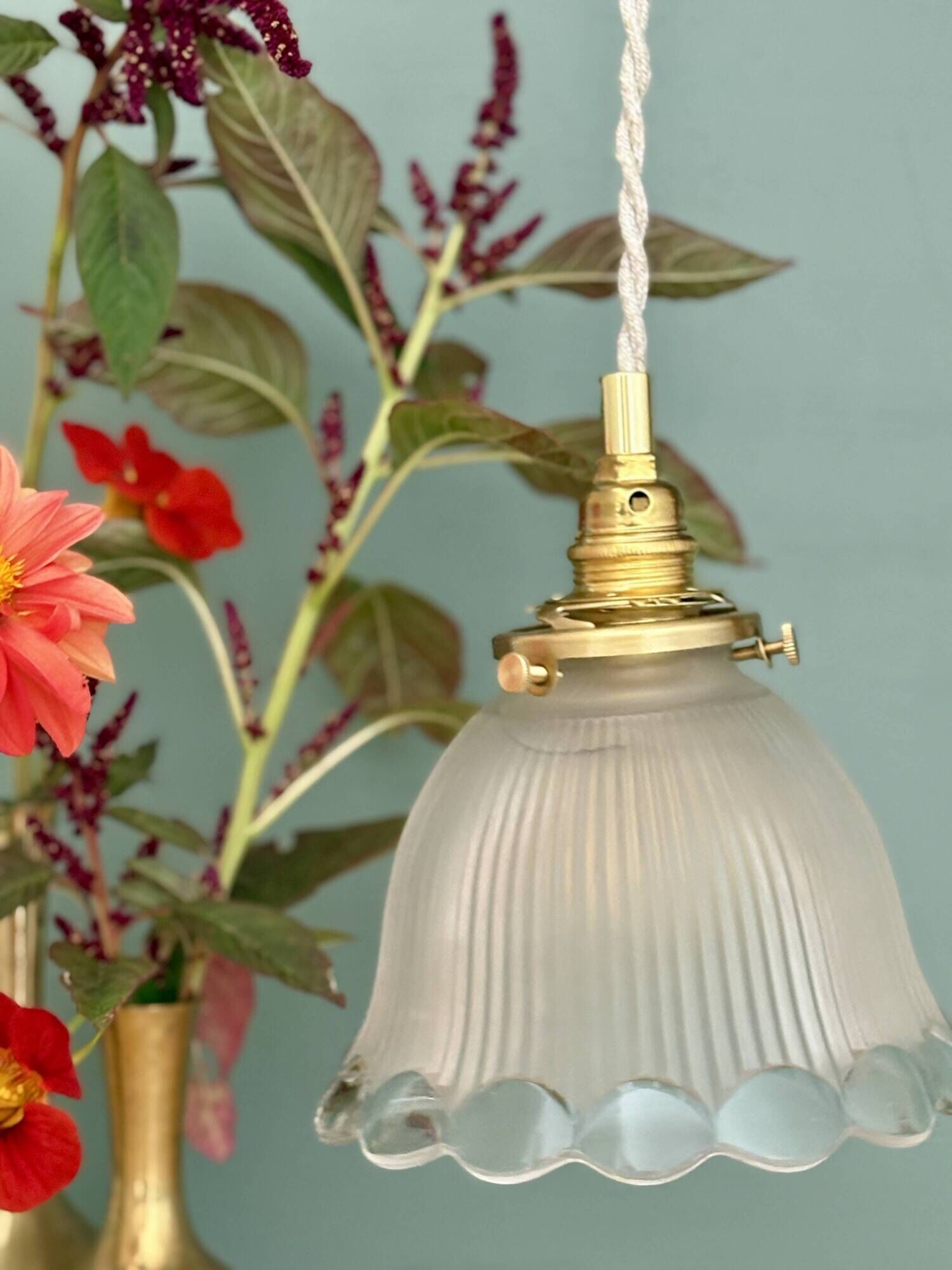 Vintage tulip suspension in frosted glass (TFB1)
