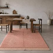 Handmade Berber rug with pink patterns, size 1.5/2.5 m.
