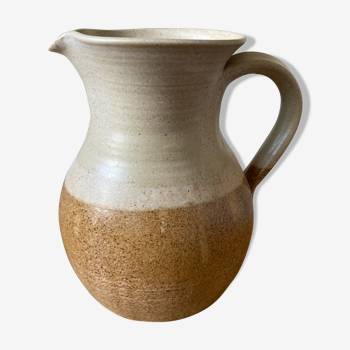 Beige sandstone pitcher - brown
