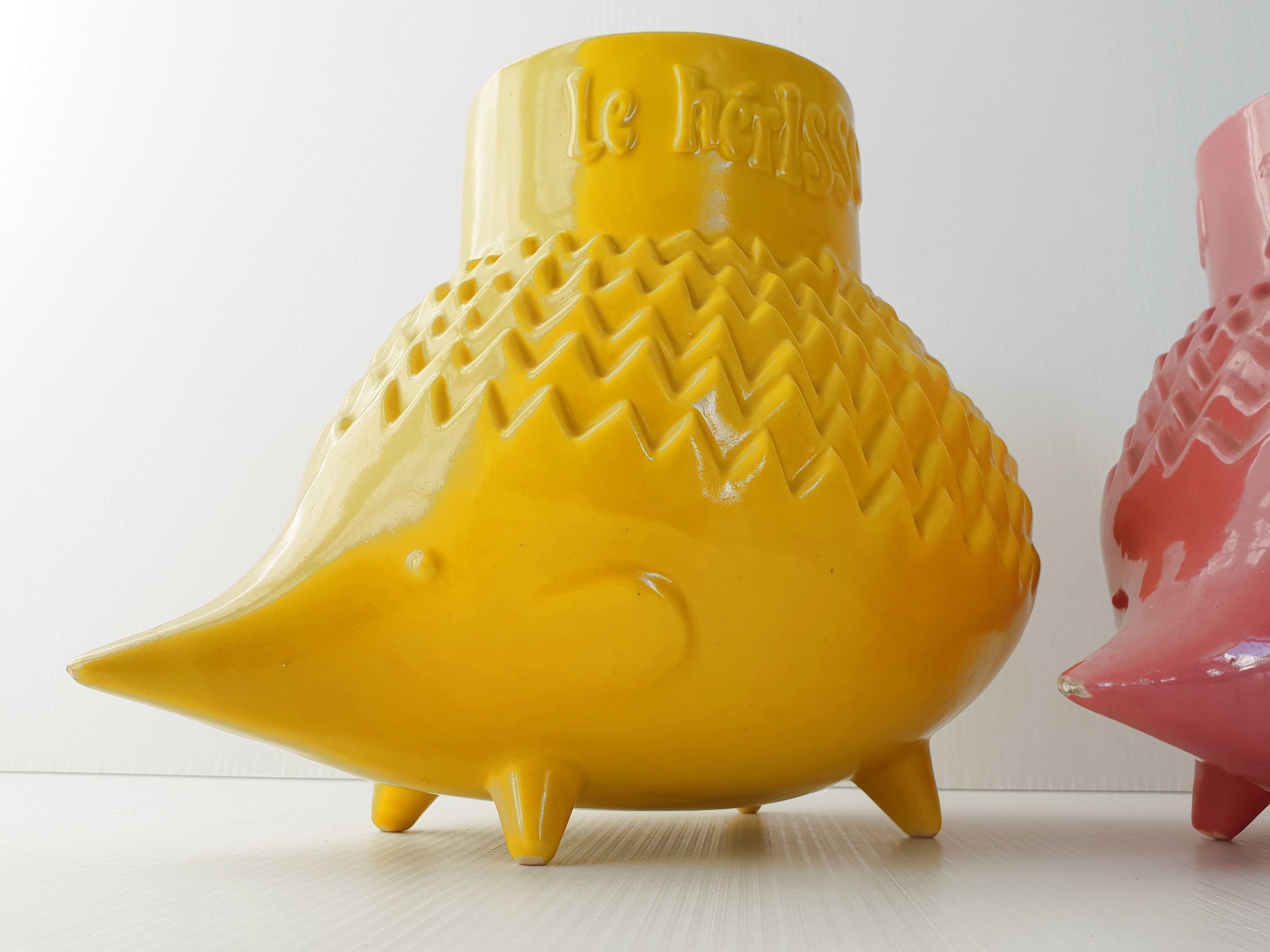 Suite of 3 vintage hedgehog vases 1960