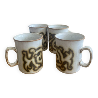 Set of vintage Duncan Ceramics glazed stoneware mugs made in Scotland Style