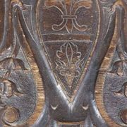 Small finely carved wooden chest, Renaissance style, 19th century, Tuscany