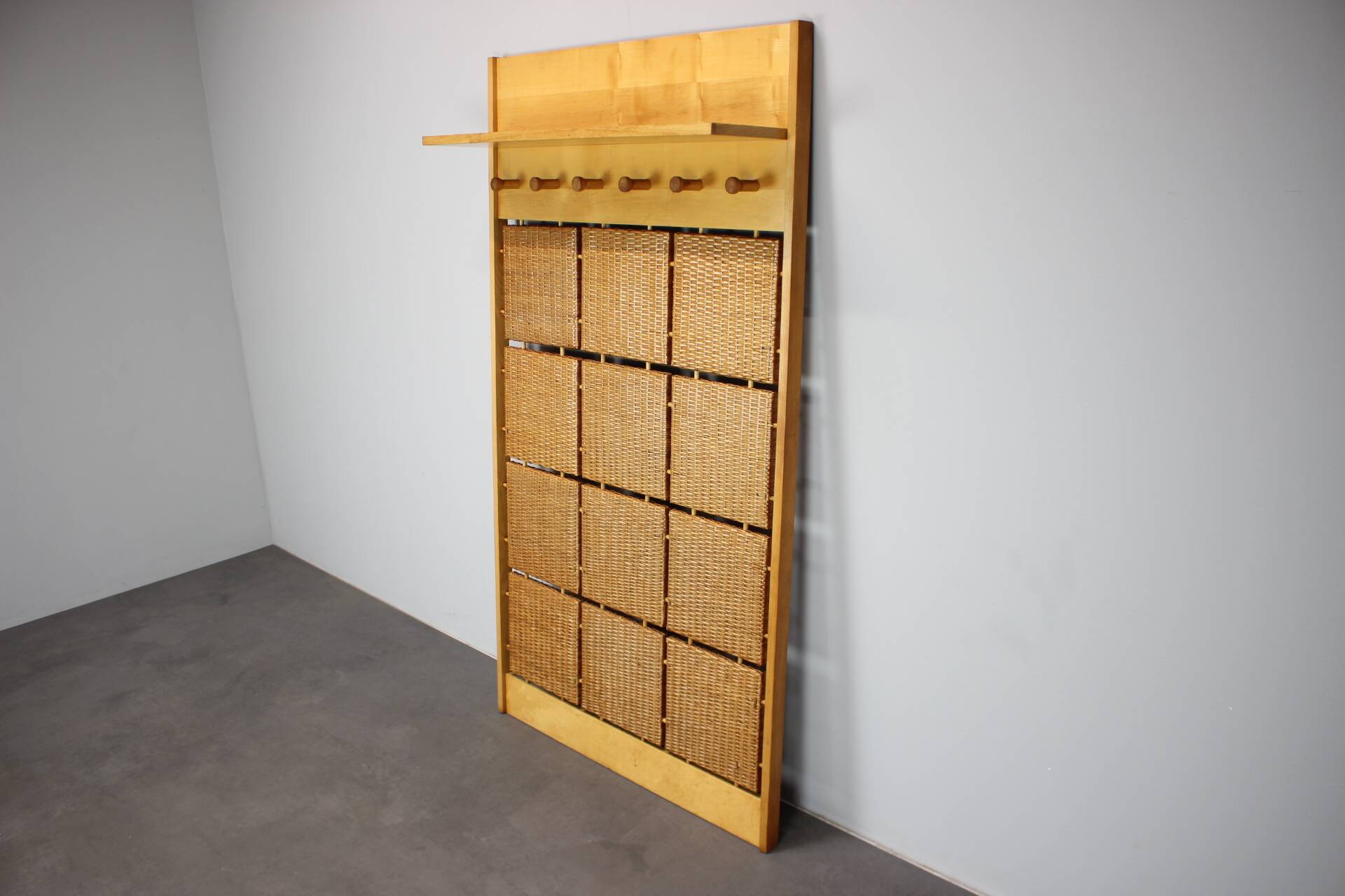 Vintage wall coat rack by Jan Kalous for ÚLUV, Czechoslovakia, 1960s.