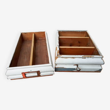 Set of two compartment boxes