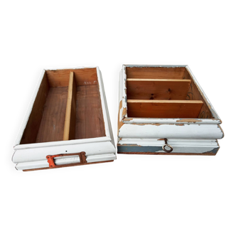 Set of two compartment boxes