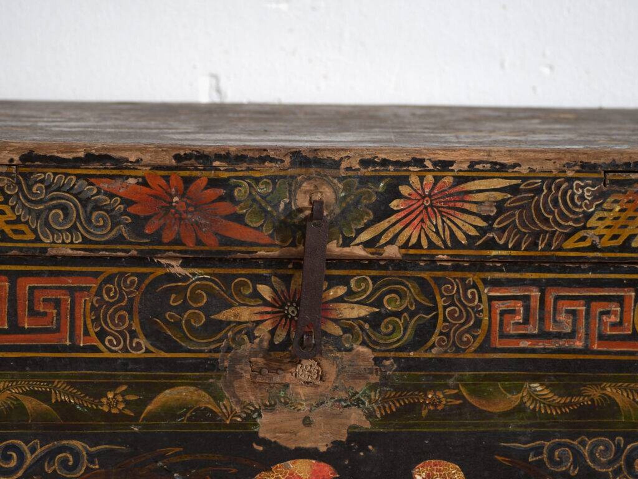 Antique Chinese chest painted in pine wood – China, circa 1900