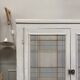 Armoire patinée en bois brut