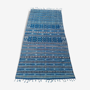 Tapis kilim bleu et noir fait à la main 127x217 cm