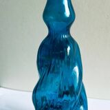Carafe en verre bleu turc et émaillé, par Théodore Legras, XIXe.