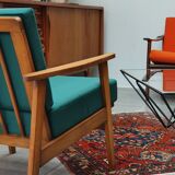 Fauteuil style scandinave en velours vert forêt