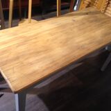 Pine table