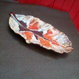Flat 70s in the shape of a leaf