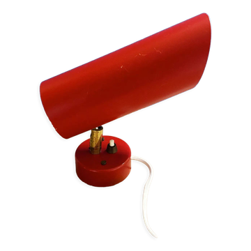 Red Scandinavian wall lamp