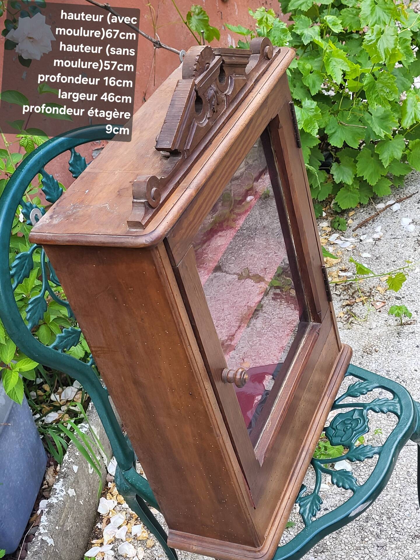 Wall cabinet