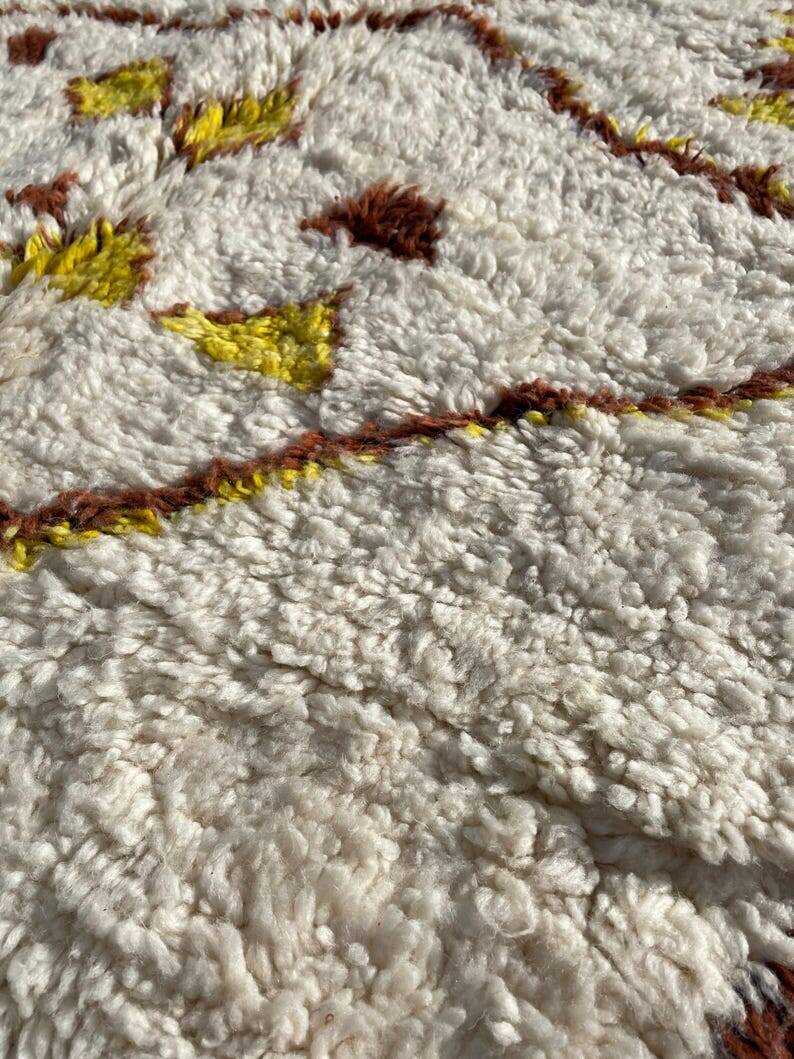 Traditional handmade Berber carpet 250cmx150cm