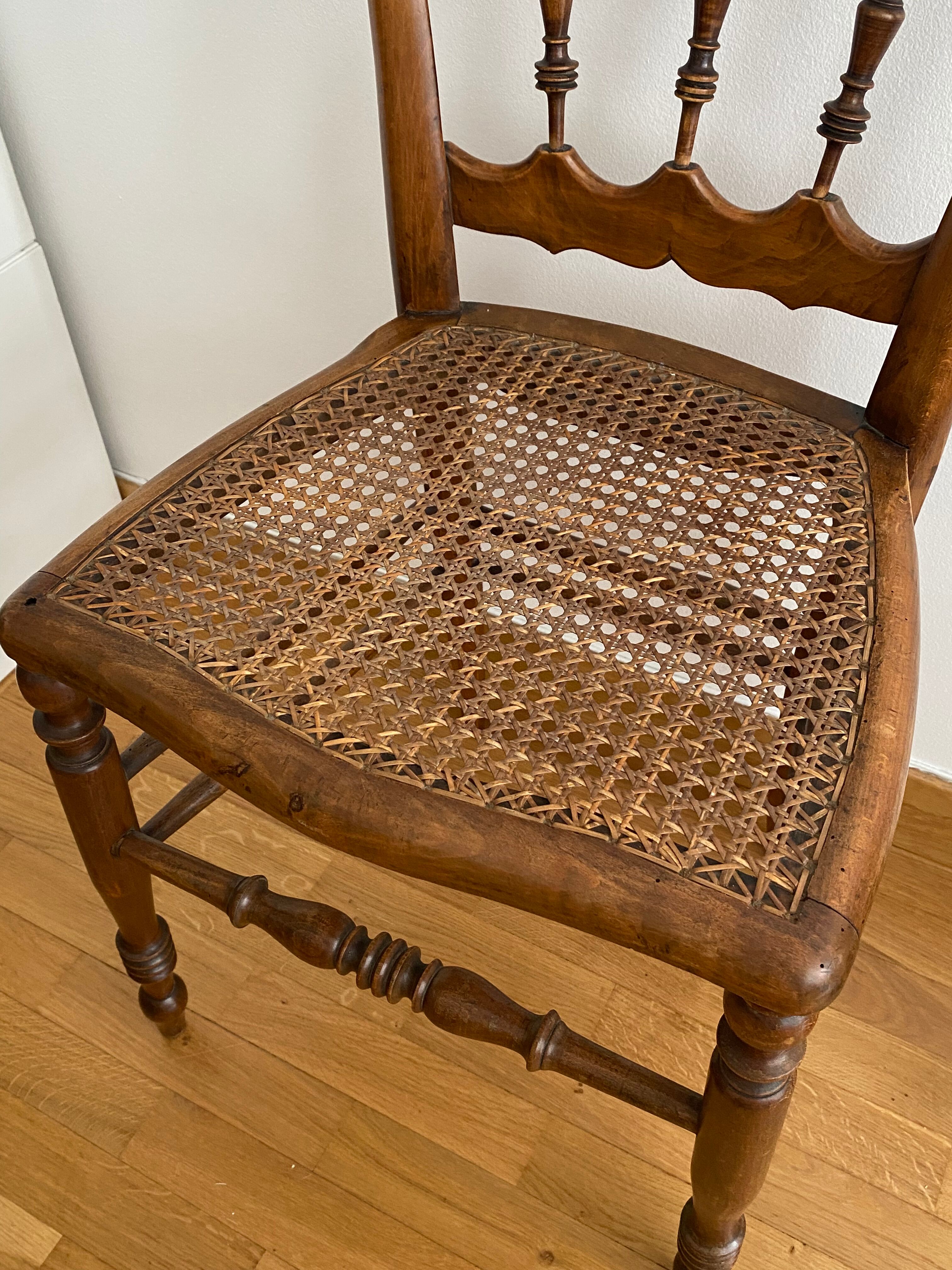 Napoleon III style chair with canning seat