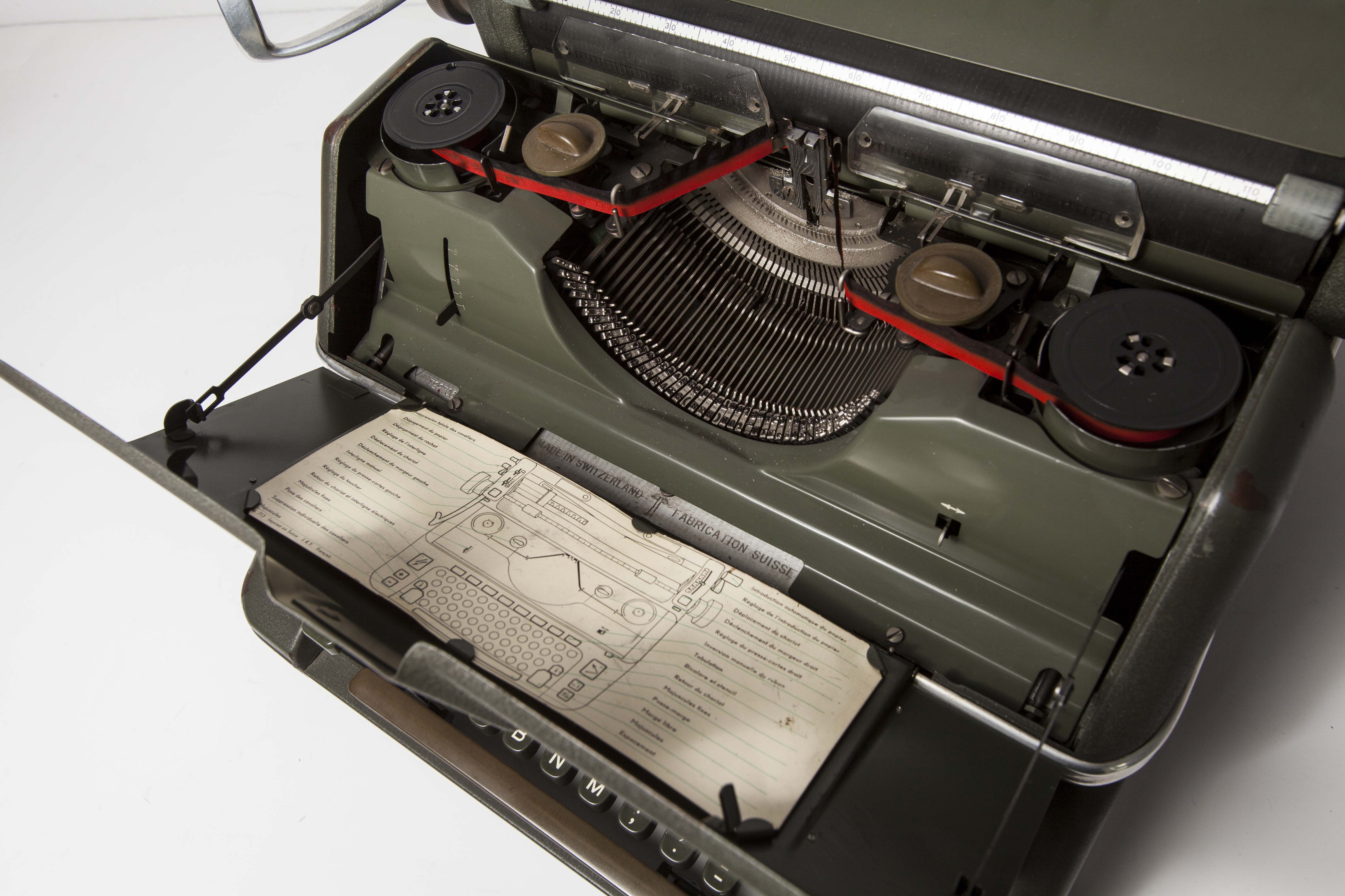Hermes ambassador typewriter, 1952