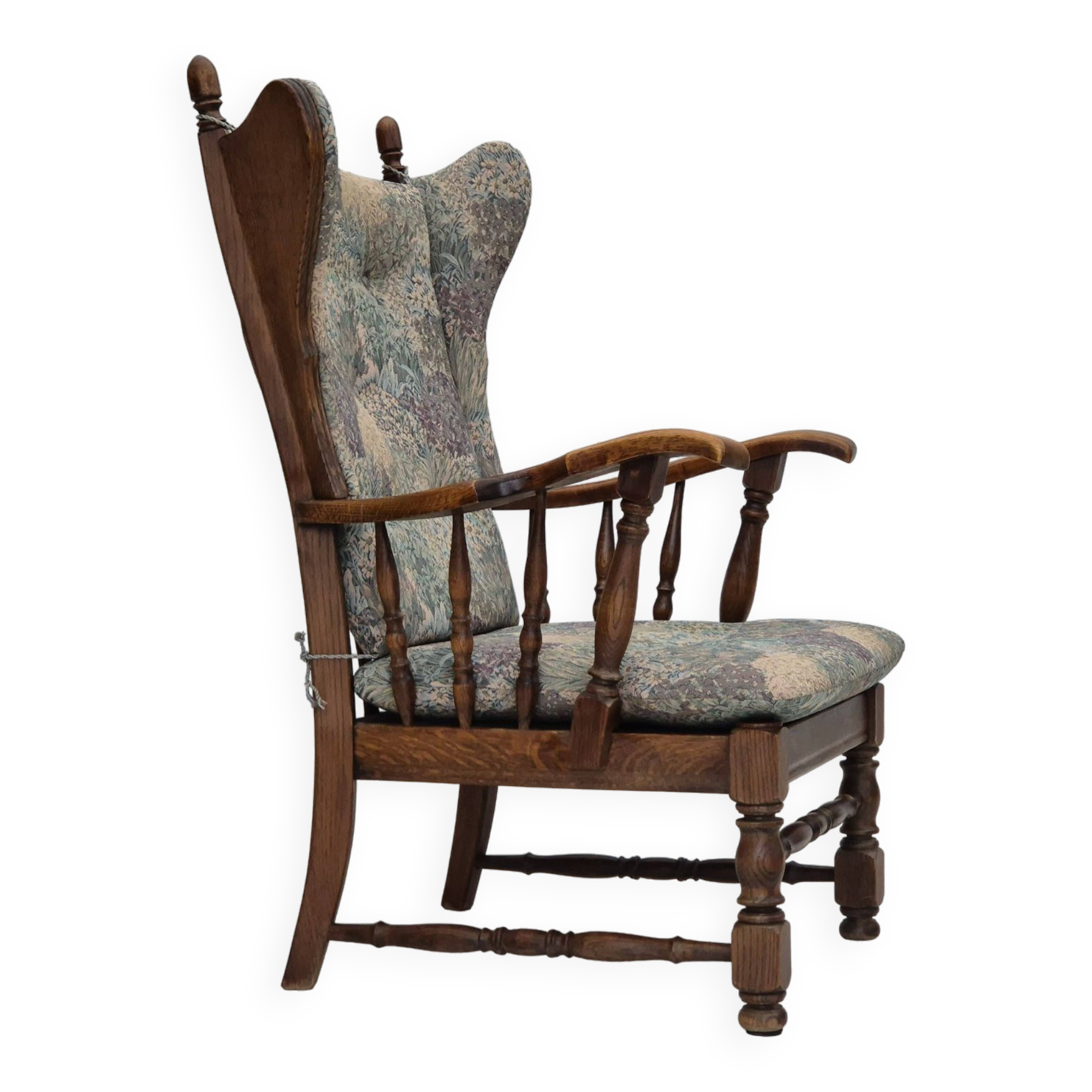Années 1960, design danois, fauteuil à dossier haut par Regan Møbelfabrik, Aarhus, état d'origine.