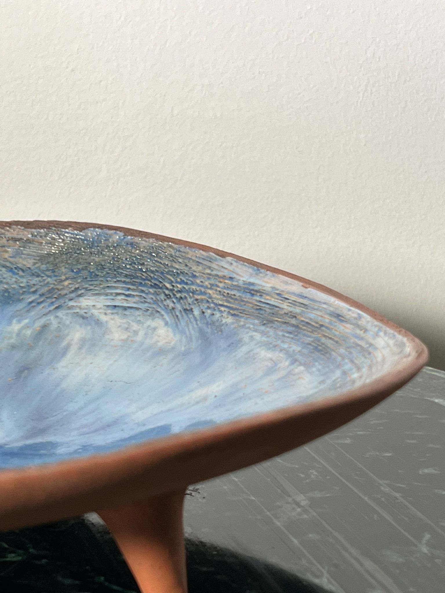 Coupe tripode en gres émaillé, céramique JS