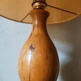 Blond wood lamp